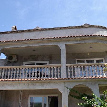 Apartment Danijela Водице Экстерьер фото